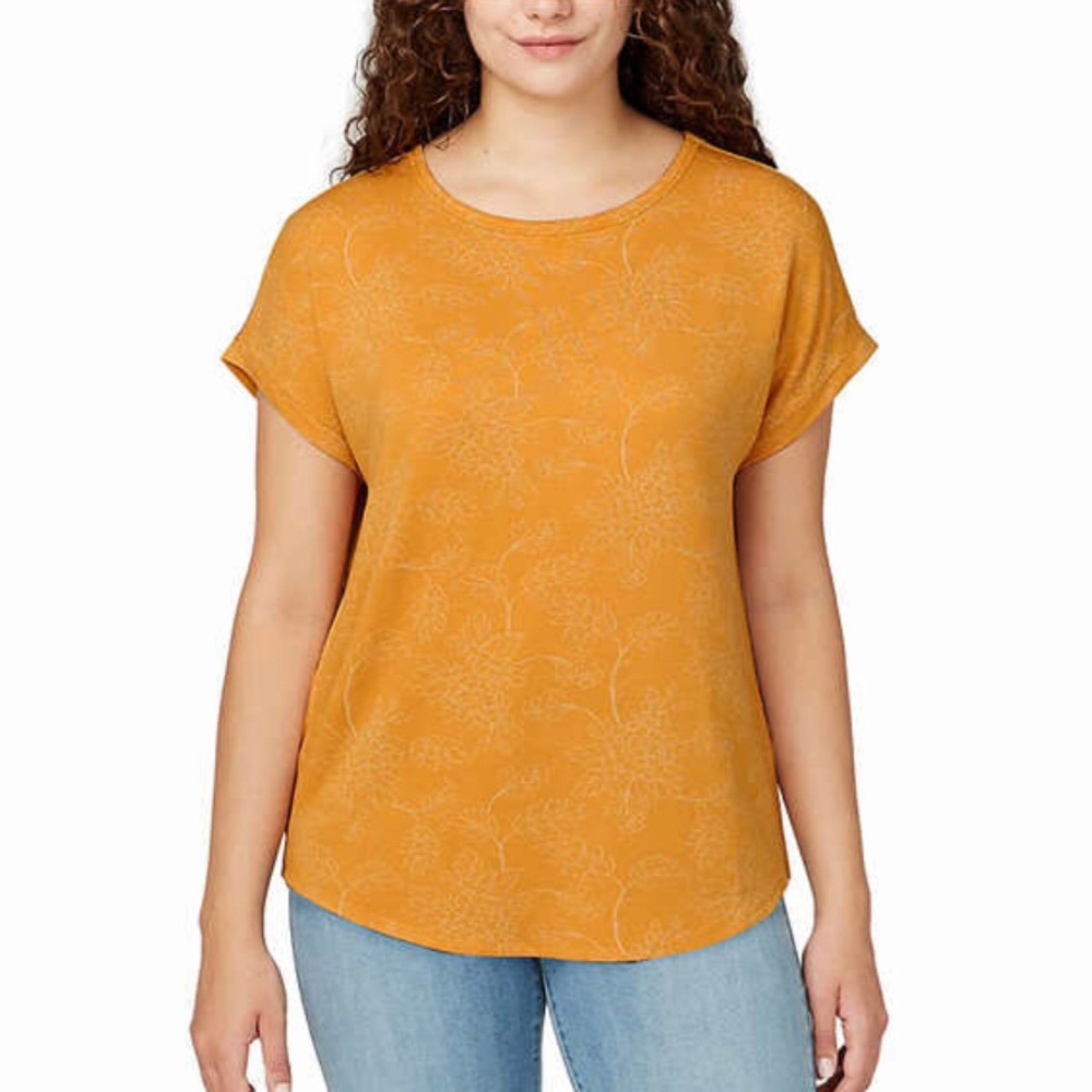 New Ladies' Crewneck Top Buffalo name brand-
